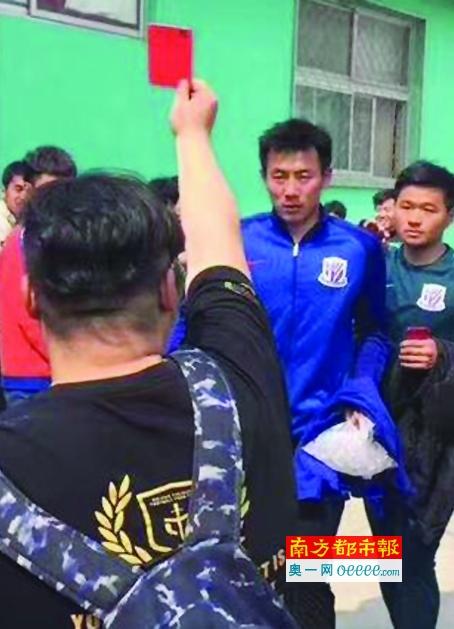 四名武道高手都已毙命，他们一群手无缚鸡之力的普通人，又如何能够逃出生天。